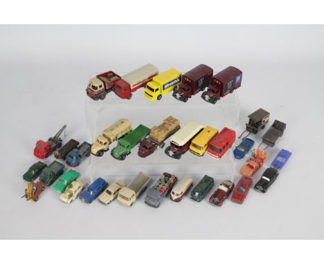 Corgi - Wiking - Brekina - 33 x unboxed mostly 1:87 scale cars and trucks suitable for oo gauge railways including Wiking Vol