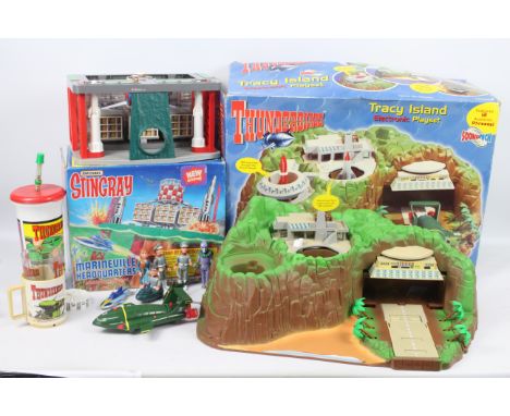 Thunderbirds - Tracy Island - Stingray - Maqrineville HQ. A boxed Tracy Island by Carlton. Item appears to be in excellent co