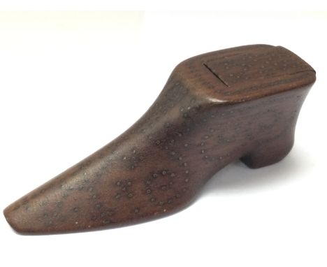 A Treen shoe snuff box, postage category A