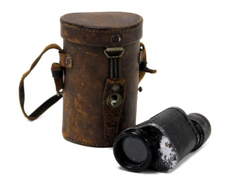 A Haste monocular by Karl Zeiss, 8x30 resolution, in leather case. 