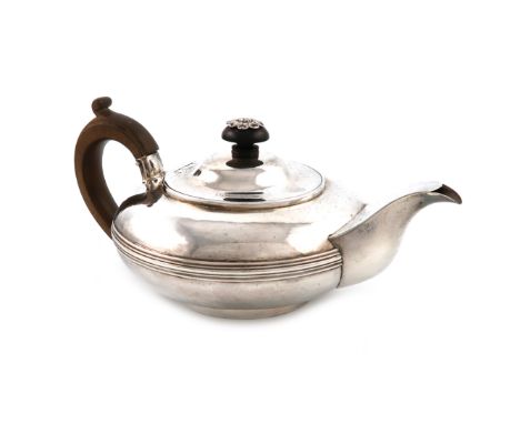 A George IV silver teapot, by Emes and Barnard, London 1822, compressed circular form, reeded girdle, scroll handle, the dome