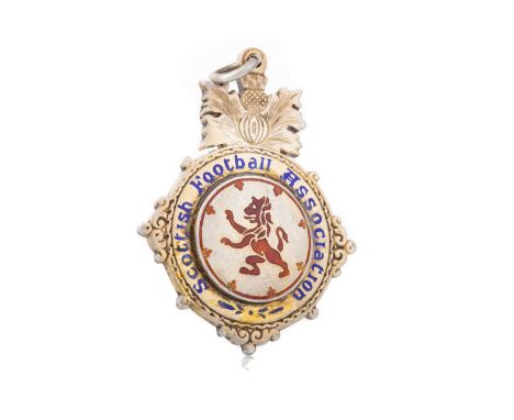 SCOTTISH QUALIFYING CUP NORTH RUNNGERS-UP SILVER GILT MEDAL 1959/60 the obverse with central enamel lion rampant and border i