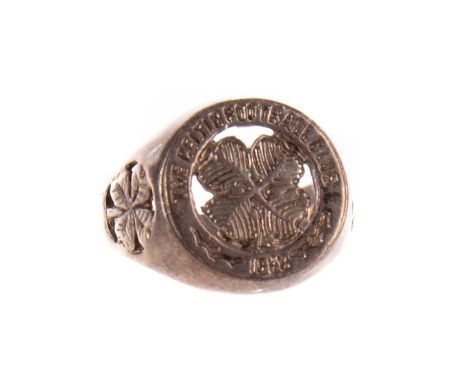 CELTIC F.C., SILVER SIGNET RING stamped marks, pierced shamrocks to central bezel and shoulderssize S