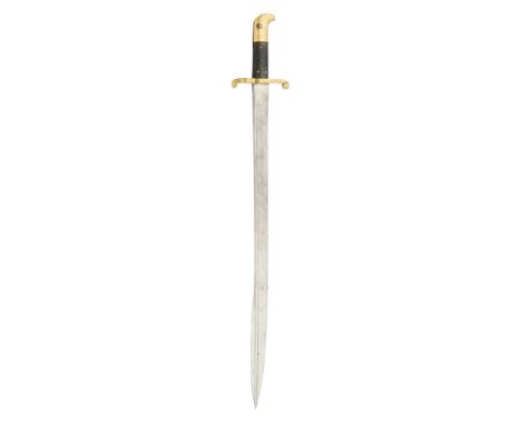 of regulation type, with pipe-backed blade formed with a hatchet point, stamped ‘10’ beneath ‘BR’ crowned and 14 beneath ‘S’ 