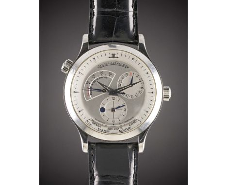 A GENTLEMAN'S STAINLESS STEEL JAEGER LECOULTRE MASTER CONTROL GEOGRAPHIC WORLD TIME POWER RESERVE WRIST WATCHCIRCA 2005, REF.