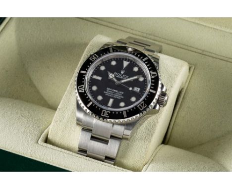 A GENTLEMAN'S STAINLESS STEEL ROLEX OYSTER PERPETUAL DATE SEA DWELLER 4000 BRACELET WATCHDATED 2014, REF. 116600 ONLY PRODUCE
