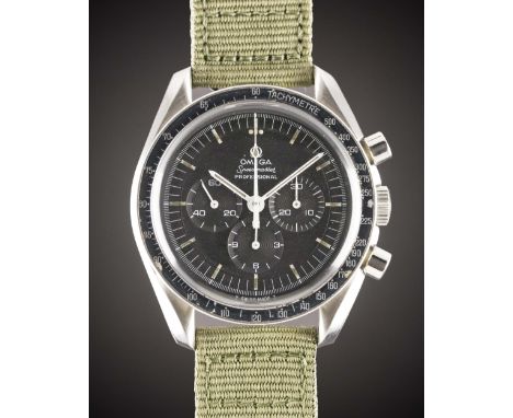 A RARE GENTLEMAN'S STAINLESS STEEL OMEGA SPEEDMASTER PROFESSIONAL CHRONOGRAPH WRIST WATCHCIRCA 1970, REF. 145.022-69 ST WITH 
