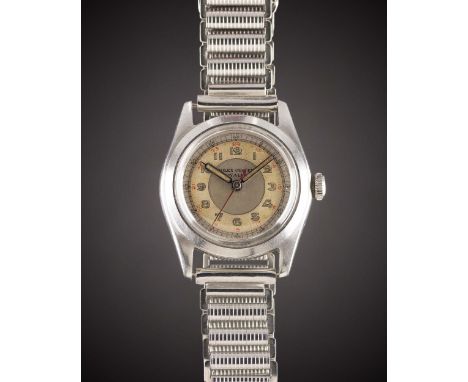 A GENTLEMAN'S STAINLESS STEEL ROLEX OYSTER ROYALITE BRACELET WATCHCIRCA 1940s, REF. 4220 WITH TWO TONE 24 HOUR "RAILWAY" DIAL
