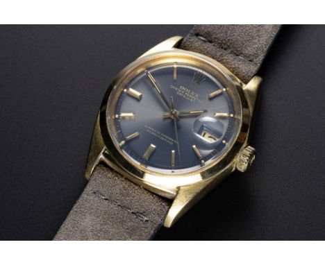 A RARE GENTLEMAN'S 18K SOLID GOLD ROLEX OYSTER PERPETUAL DATEJUST WRIST WATCHCIRCA 1969, REF. 1600 GREY SUNBURST DIAL WITH GI