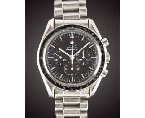 A RARE GENTLEMAN'S STAINLESS STEEL OMEGA SPEEDMASTER PROFESSIONAL CHRONOGRAPH BRACELET WATCHCIRCA 1970, REF. 145.022-69 STMov
