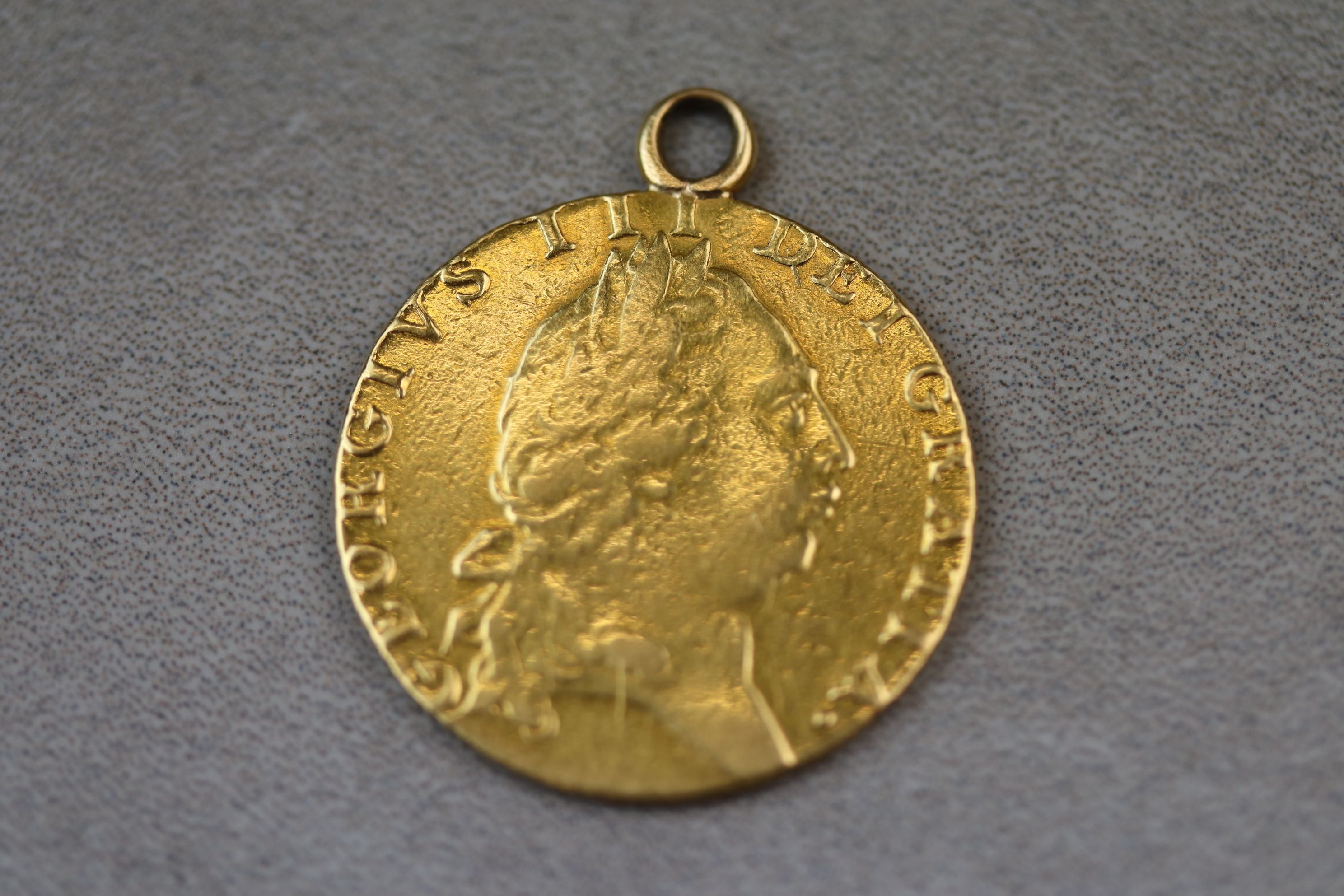 III 22ct Gold spade Guinea coin 1791 with added pendant loop