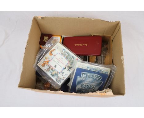 Large collection of mainly UK coins to include a boxed Decimal Day set 1971, commemorative £2 Pounds coins and vintage copper