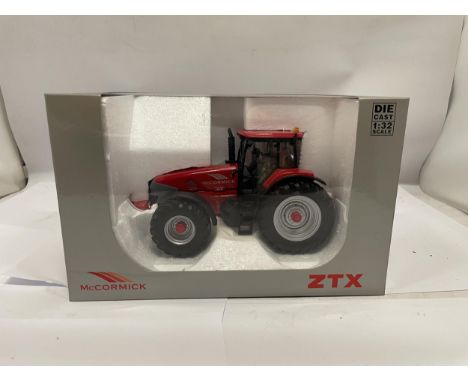 A MCCORMICK ZTX DIECAST TRACTOR AS NEW IN BOX 