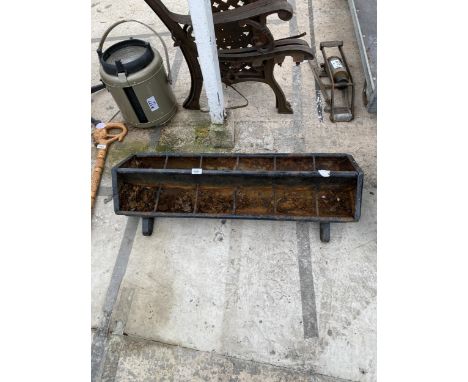 A VINTAGE METAL SECTIONAL FEED TROUGH 