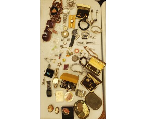 A COLLECTION OF VINTAGE COSTUME JEWELLERY AND FURTHER WATCHES, PAIR OF SUNGLASSES, BOXED CUFFLINKS ETC 