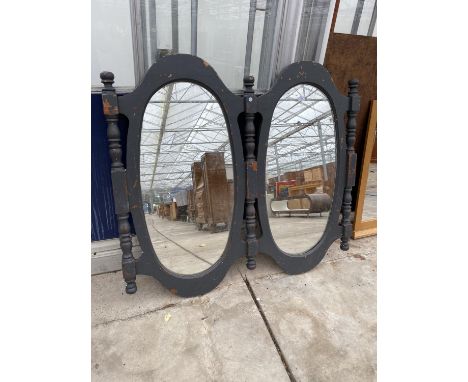 A VINTAGE WOODEN DOUBLE OVAL WALL MIRROR 