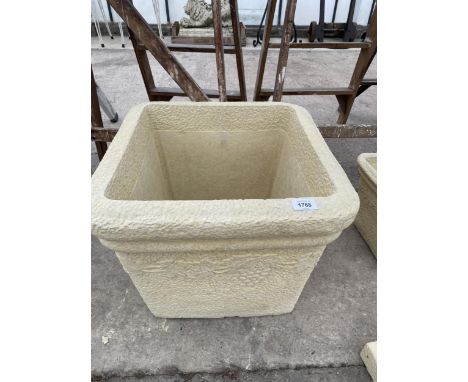 AN AS NEW EX DISPLAY CONCRETE LARGE SQUARE SHIRAZ PLANTER *PLEASE NOTE VAT TO BE PAID ON THIS ITEM* 