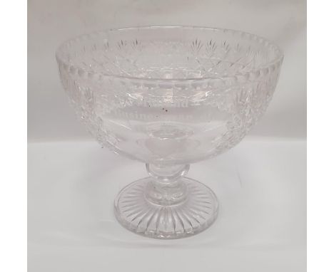 A VINTAGE CUT GLASS PEDESTAL BOWL - MIDLAND BUSINESS MAN OF THE YEAR 1989 