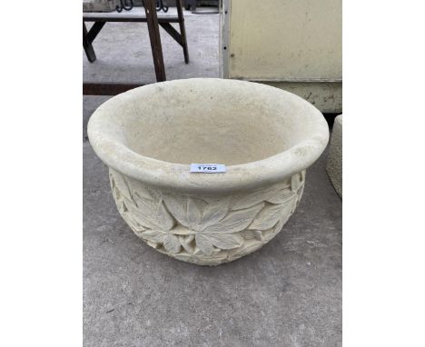 AN AS NEW EX DISPLAY CONCRETE SYCAMORE PLANTER *PLEASE NOTE VAT TO BE PAID ON THIS ITEM* 