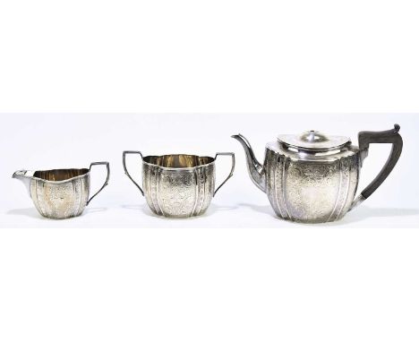 T SMITH &amp; SON; a Victorian silver three piece tea service, Glasgow 1895, gross weight 20.5opzt / 652g (3)Condition Report