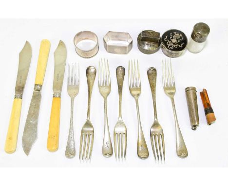 JOHN ROUND &amp; SONS LTD; five hallmarked silver dinner forks, various years including Sheffield 1908, with a hallmarked sil