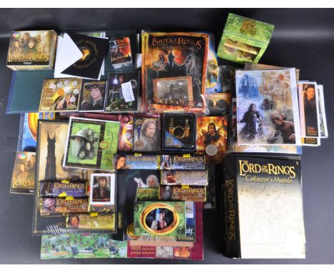 A large collection of assorted LOTR Lord Of The Rings memorabilia, collectible items and ephemera to include; Collectors Art 