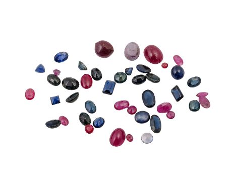 Konvolut Korunde von 34,99 ct, dabei 1 Sternrubin. Mit Gebrauchsspuren (Ausfaßware). Alle Steine ohne detaillierte gemmologis