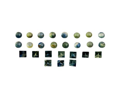 Konvolut Saphire von 4,92 ct (Treppenschliff) + 6,19 ct (Cabochons), guter bis sehr guter Zustand. Alle Steine ohne detaillie