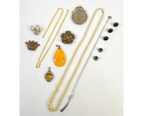 9ct gold clasped pearl necklace, a silver necklace and a selection of silver mounted and other brooches and pendants