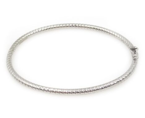 9ct white gold rope hinged bangle stamped 375, approx 14.7gm