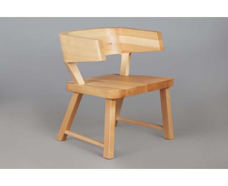 CAPPELINI Italia Holzstuhl ¨Wood chair¨massives, naturbelassenes Buchenholz, trapezförmige Sitzfläche auf 4-beinigem, verstre