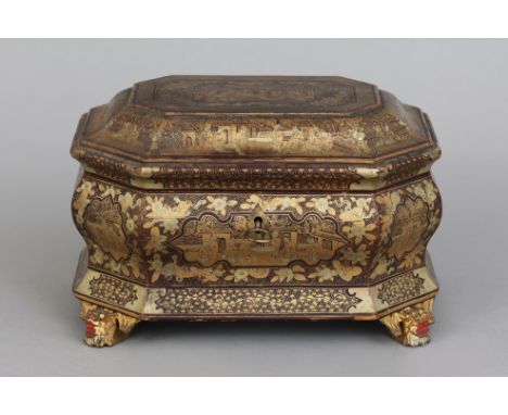 Kanton Tea-Caddy Holz mit Schwarzlackfassung und Goldmalerei, bombierter Korpus auf Drachenkopf-Füßen, leicht gehöhter Scharn