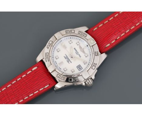 BREITLING (Swiss) Damenarmbanduhr "Galactic 32" kissenförmiges Stahlgehäuse, D 32mm, Drehlünette, helles "Perlmutt" Ziffernbl