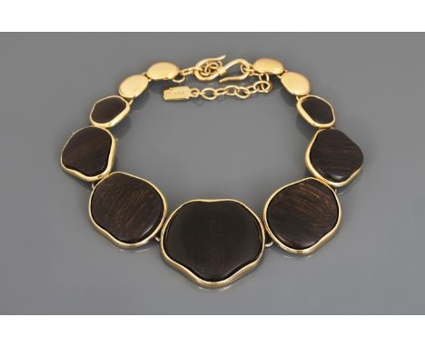 YVES SAINT LAURENT (Paris) Modeschmuck Collier Gliederkette aus vergoldetem Metall mit großen, organisch geformten Gliedern m