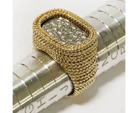 SPANISH GOLD &amp; PARVE DIAMOND RING - SIZE K