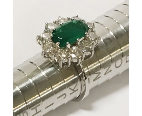 DIAMOND &amp; NATURAL EMERALD RING - SIZE K