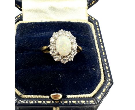 18ct gold opal &amp; diamond ring weight 3.6g 