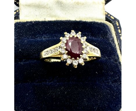 18ct gold Ruby &amp; diamond ring 0.33 ct dia weight 4g 