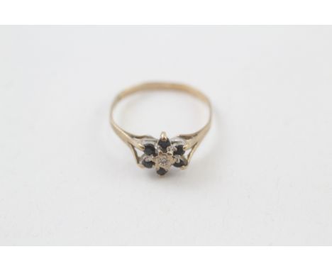 9ct gold vintage sapphire & diamond cluster ring, claw set (0.9g) 