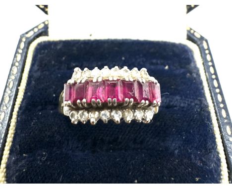 14ct gold ruby &amp; diamond ring weight 4.1g 