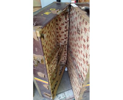 CRICKET, Doug Wright equipment, inc. large travelling trunk with MCC colours, a 1930's Gladstone style cricket bag with trous