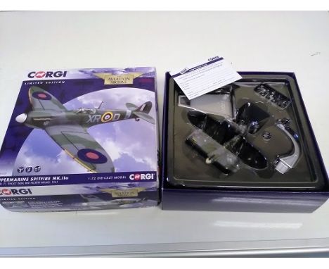 Supermarine Spitfire MK.2a 71 'Eagle SQN, RAF North Weald 1941 Die cast 1:72 scale model plane. Corgi Limited Edition The Avi