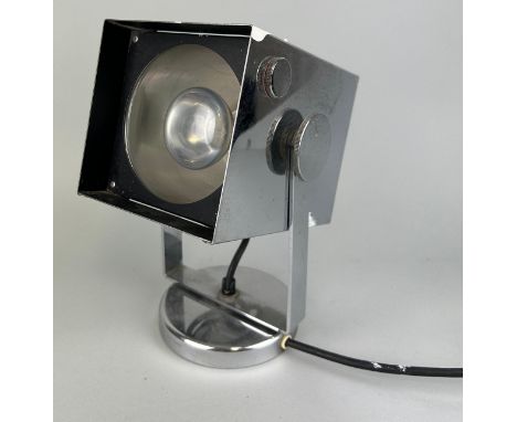 A MID CENTURY CHROME LIGHT, 28cm x 22cm 