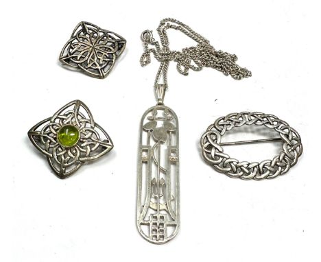 4 vintage silver celtic brooches &amp; pendant necklace weight 32g 