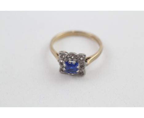 9ct gold blue and white gemstone set square cluster ring (2.4g) 