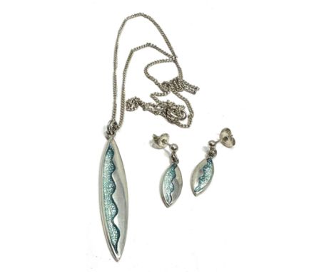 Vintage silver &amp; enamel pendant neklace &amp; earring set 