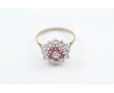 9ct gold vintage ruby &amp; cubic zirconia cluster ring (2.3g) 