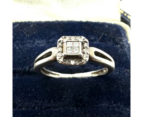 9ct white gold diamond ring weight 1.5g 