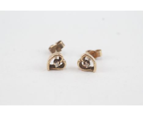 9ct gold diamond heart shaped stud earrings with scroll backs (1g) 