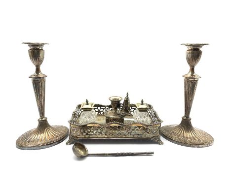 Victorian plated rectangular inkstand, with two glass inkwells and pierced gallery engraved with a crest, pair of 19th centur